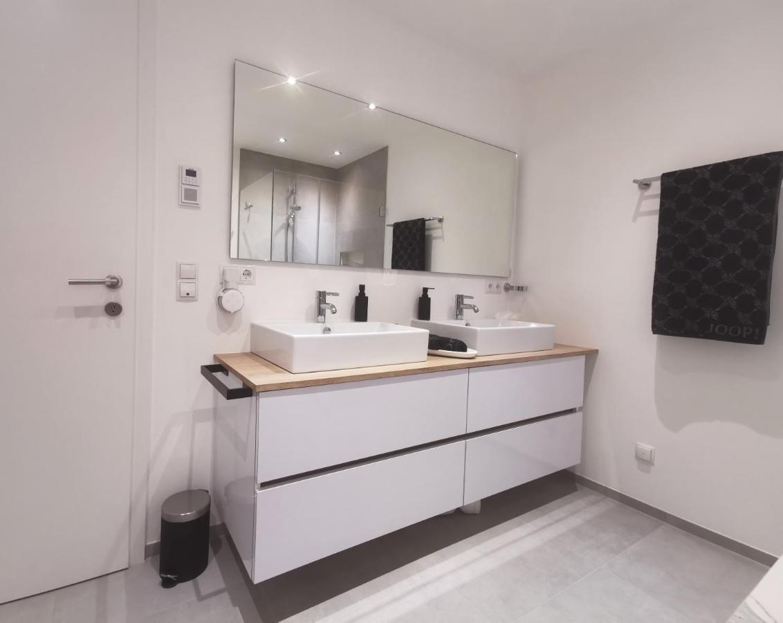 Casa Mansa - Ferienwohnung Mit Gemutlichem Garten Wolfurt Dış mekan fotoğraf